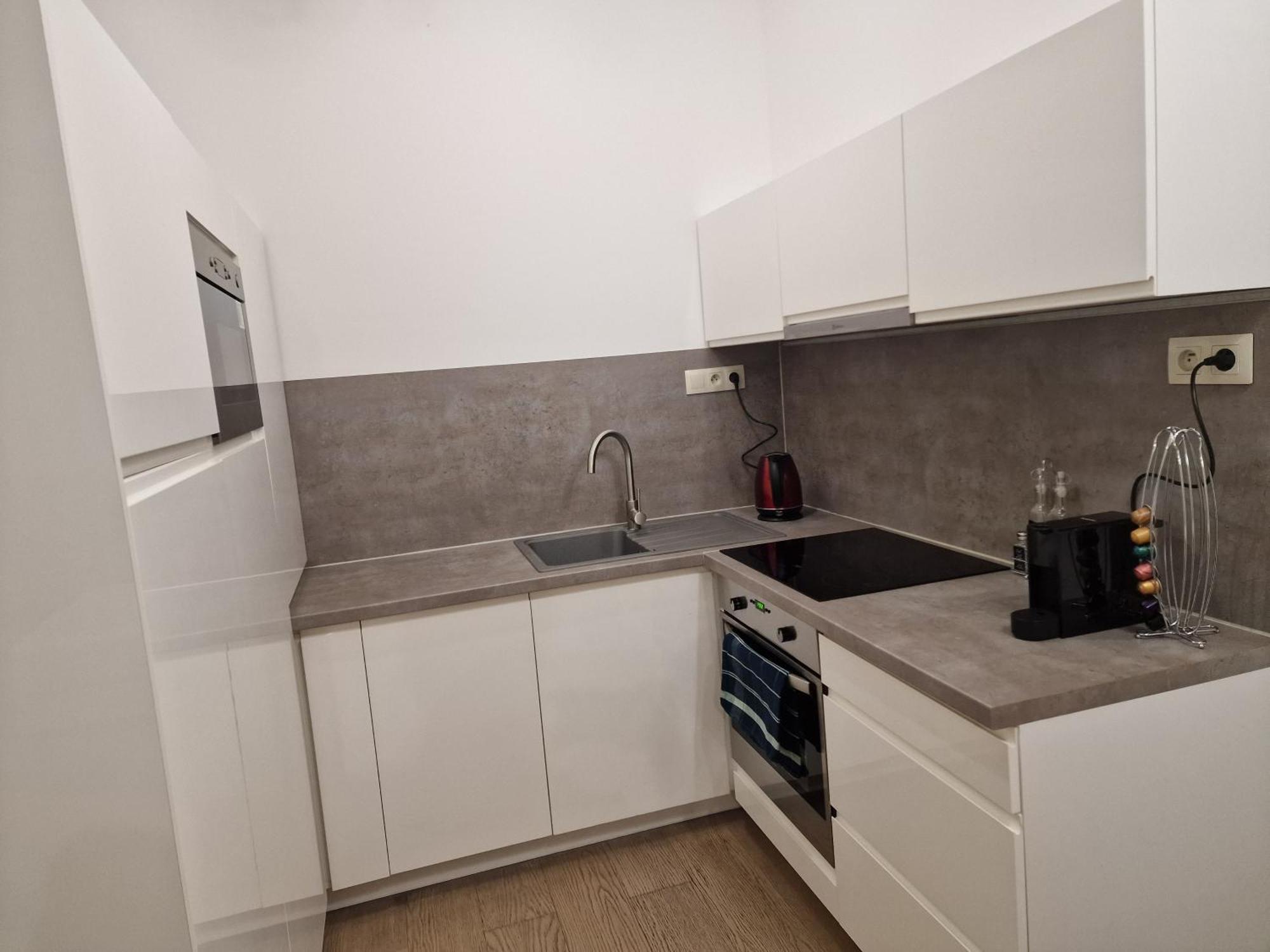Stylish Panorama City Family Suite Bratislava Exterior photo