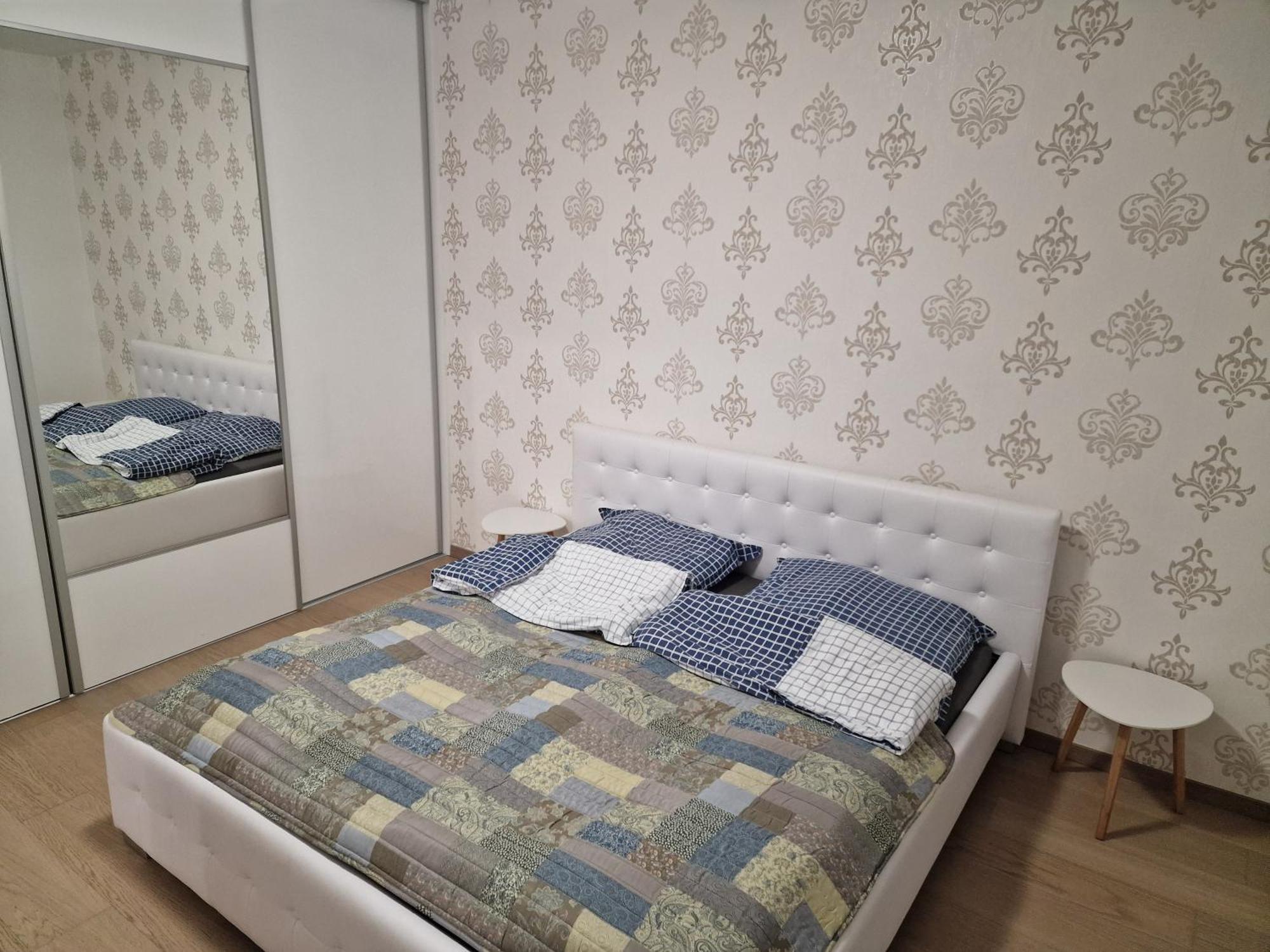 Stylish Panorama City Family Suite Bratislava Exterior photo